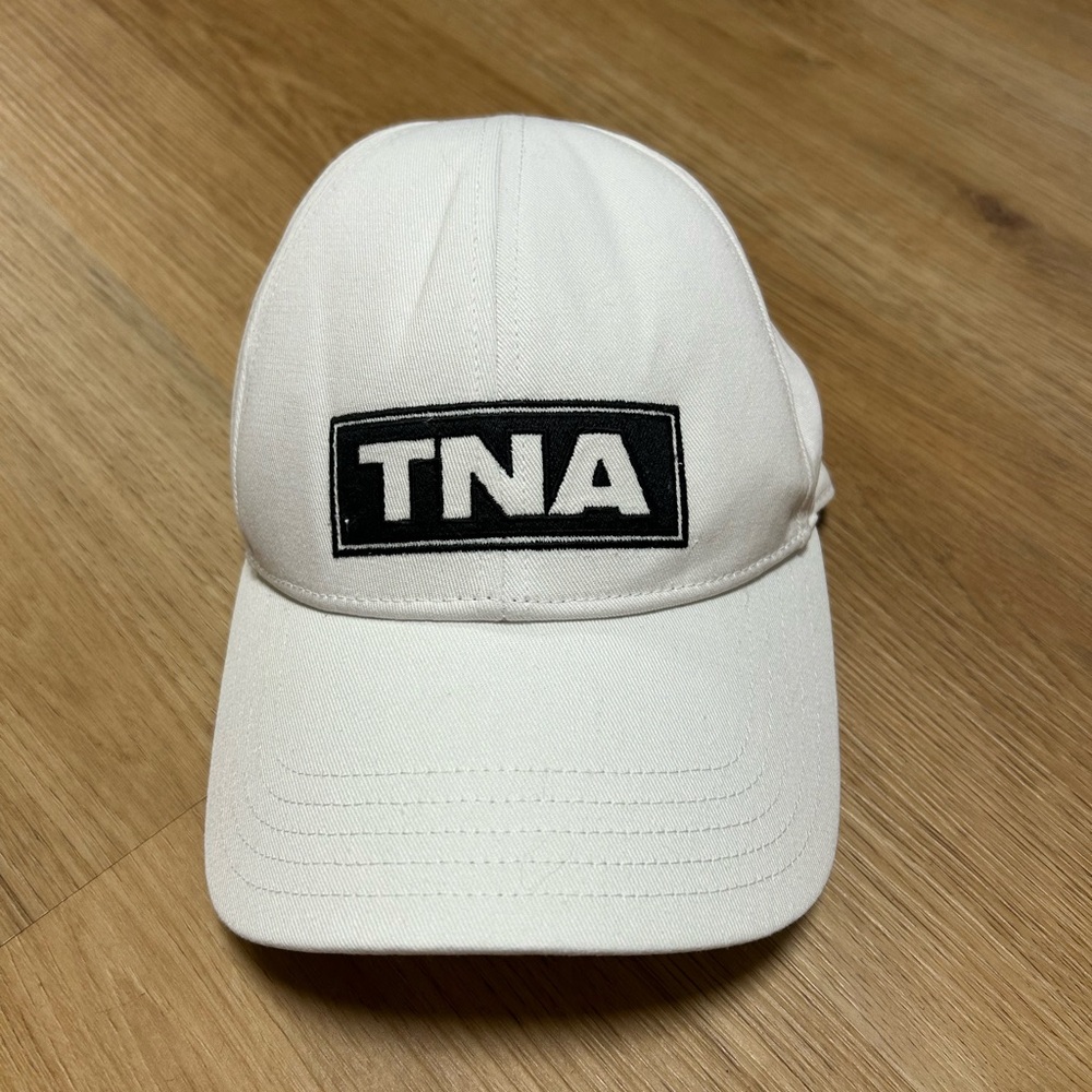 TNA Classic White Hat